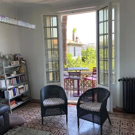 Magnifique Avec Piscine * 昂蒂布