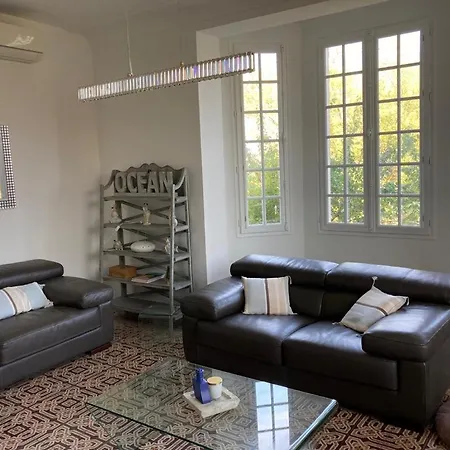 Magnifique Avec Piscine * 昂蒂布