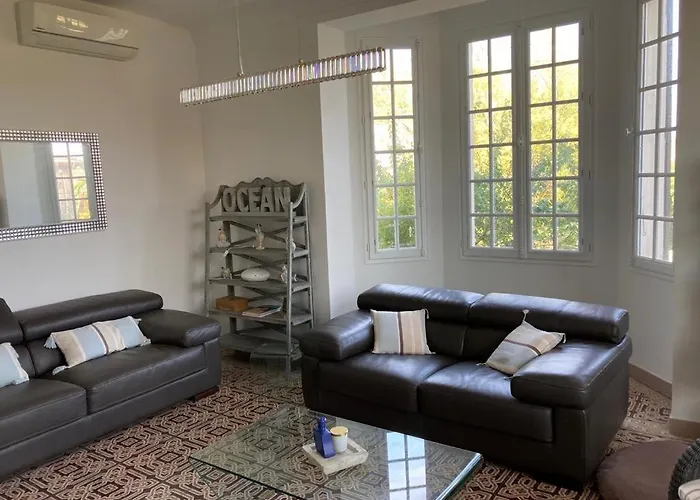 Magnifique Avec Piscine * Antibes